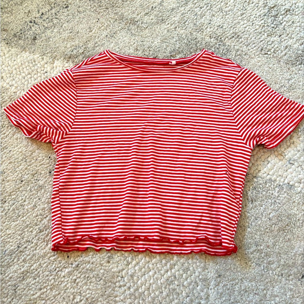 Super soft red & white striped baby tee!
